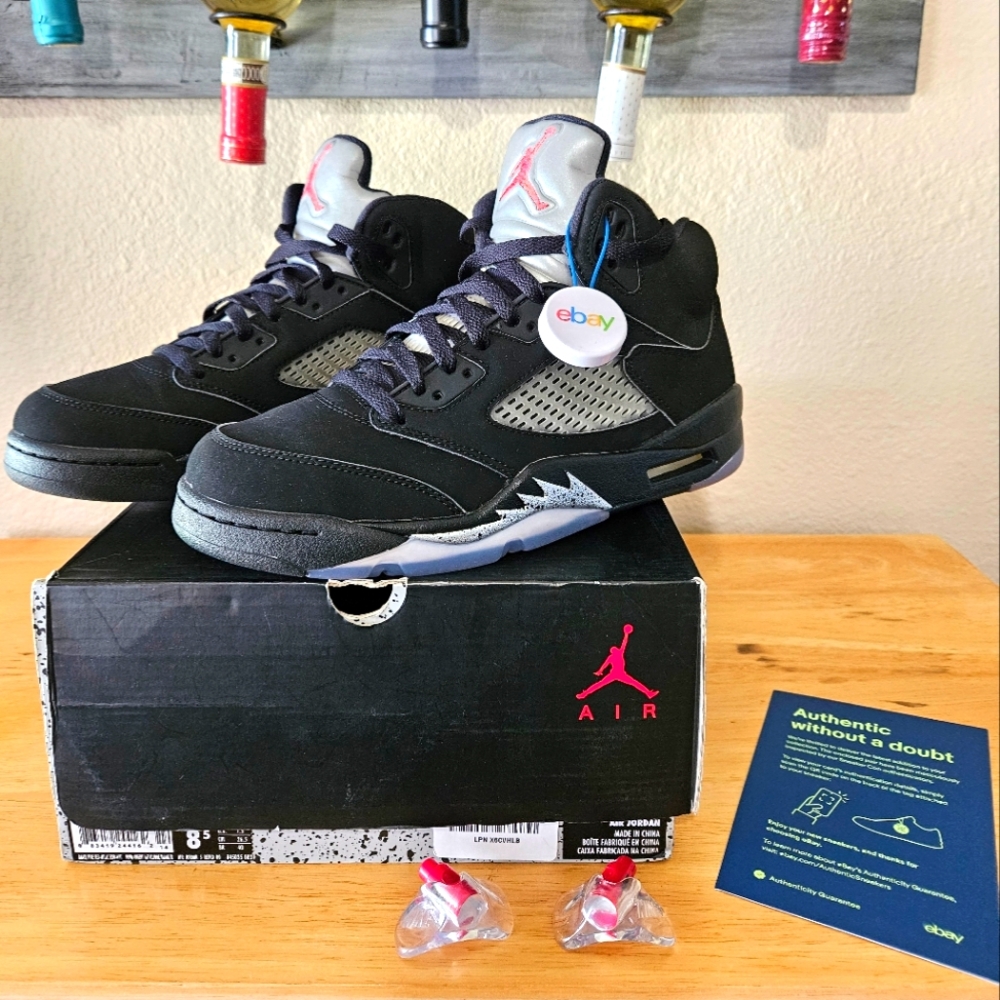 Air Jordan 5 Retro OG Black Metallic Silver 2016 men's size 8.5